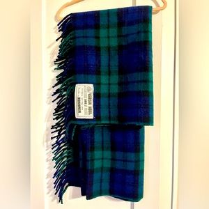 Vintage 100% Wool Blanket/Throw made in Romaina